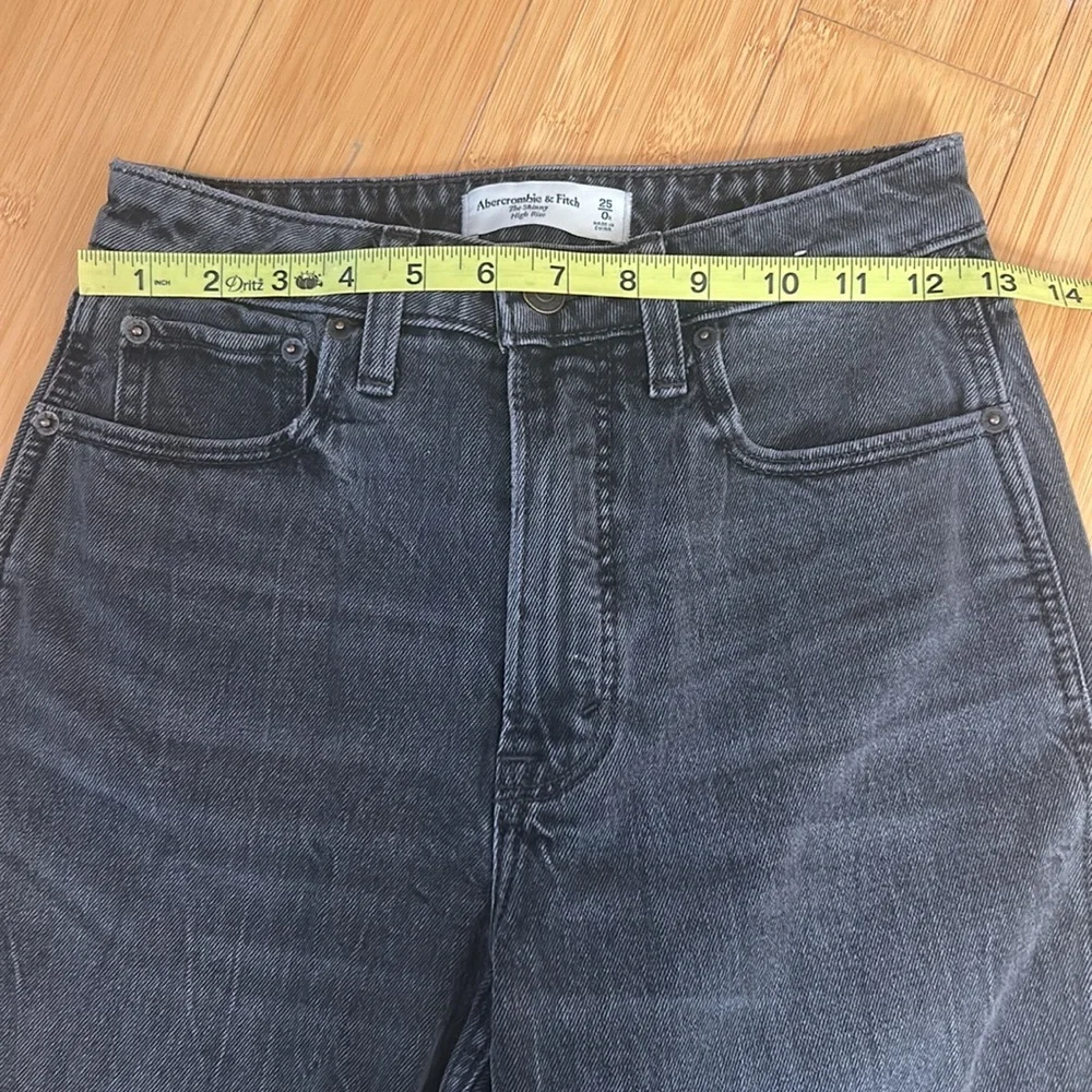 Abercrombie & Fitch The Skinny High Rise Curve Love Light Black Denim Jeans 25